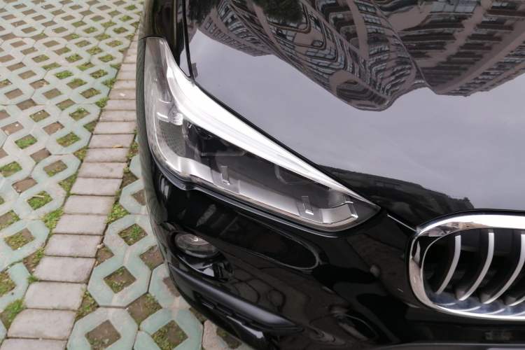 Used BMW X1 2018 sDrive20Li Leading Model Exterior 6