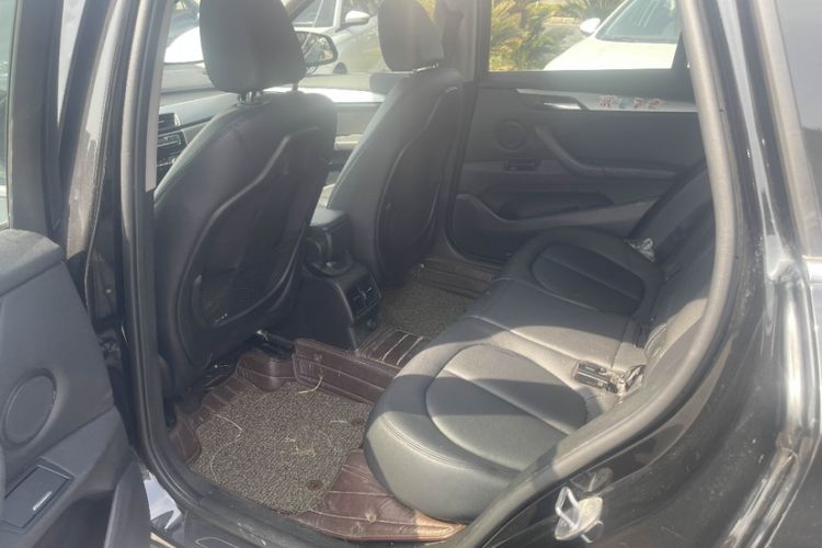 Used BMW X1 2018 sDrive20Li Leading Model Interior 2