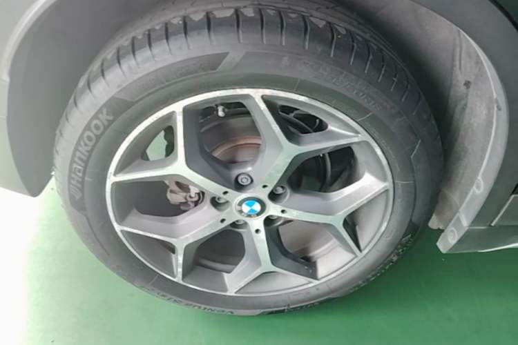 Used BMW X1 2018 xDrive20Li Luxury Edition Right Rear Wheel Hub