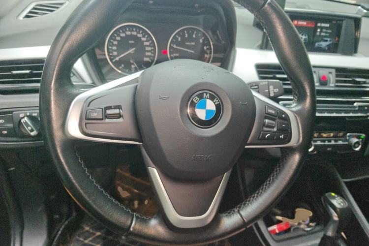 Used BMW X1 2018 sDrive20Li Leading Model Steering Wheel