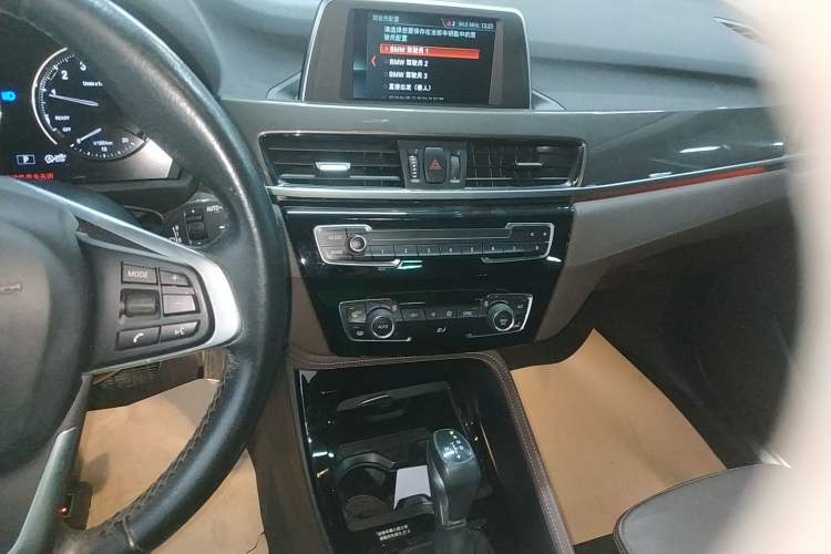 Used BMW X1 2018 sDrive18Li Luxury Model Audio And AC Panel