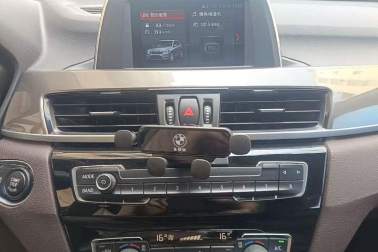 Used BMW X1 2018 sDrive18Li Luxury Model Audio And AC Panel