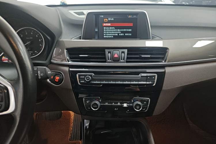 Used BMW X1 2018 sDrive18Li Luxury Model Audio And AC Panel