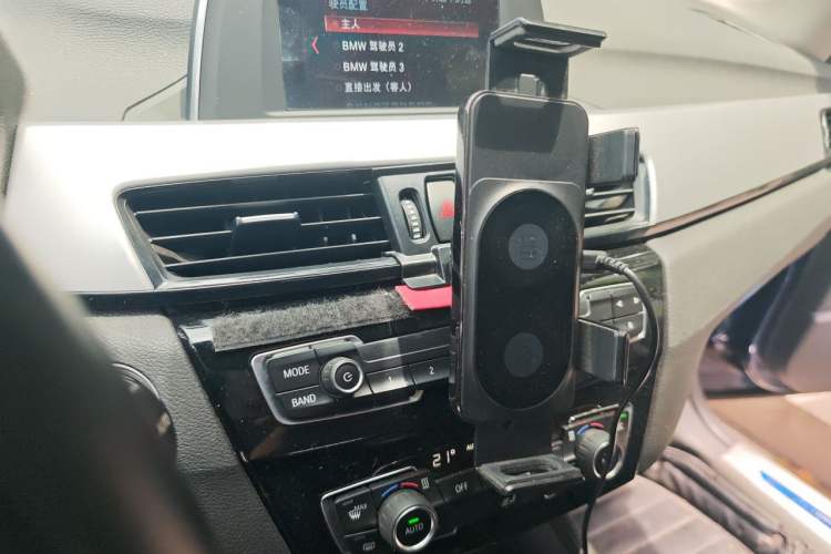 Used BMW X1 2018 sDrive20Li Leading Model Audio And AC Panel