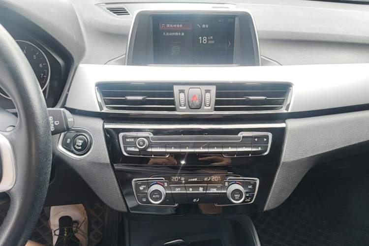 Used BMW X1 2018 sDrive18Li Fashion Model Audio And AC Panel