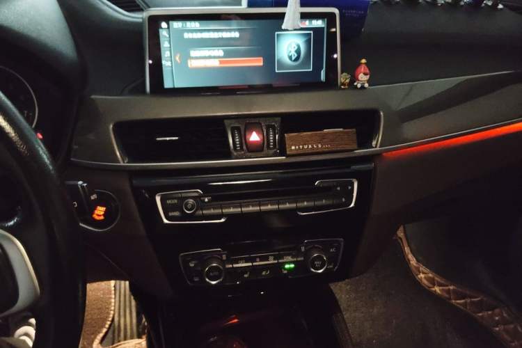 Used BMW X1 2018 xDrive20Li Luxury Model Audio And AC Panel