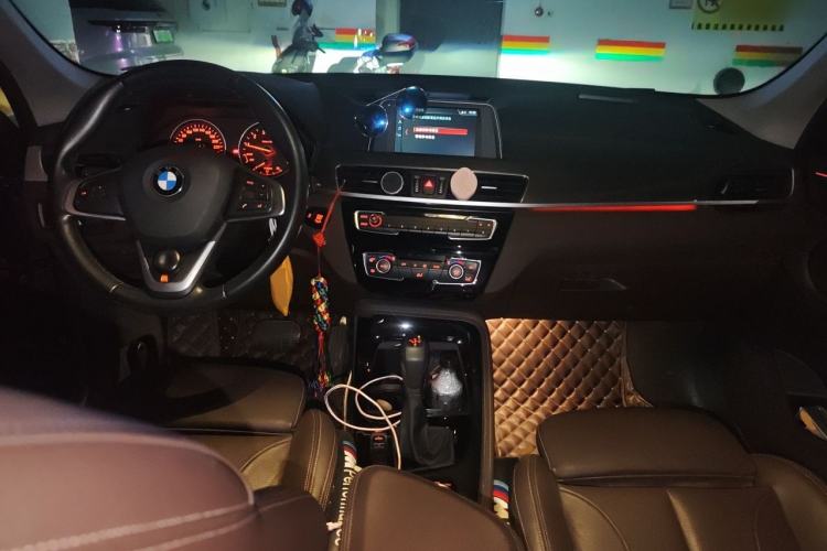Used BMW X1 2018 sDrive18Li Luxury Model Center Console