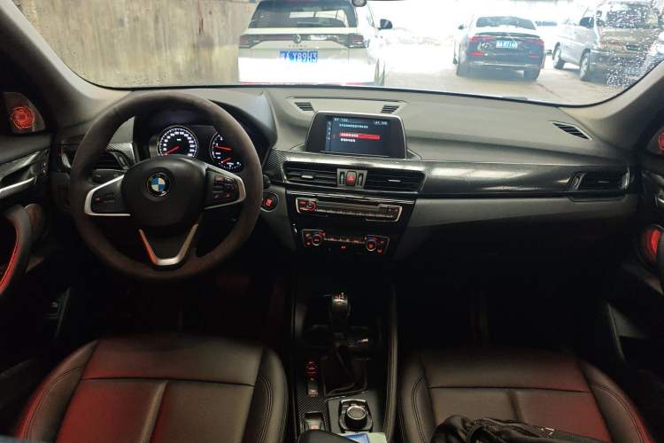 Used BMW X1 2018 sDrive20Li Leading Model Center Console