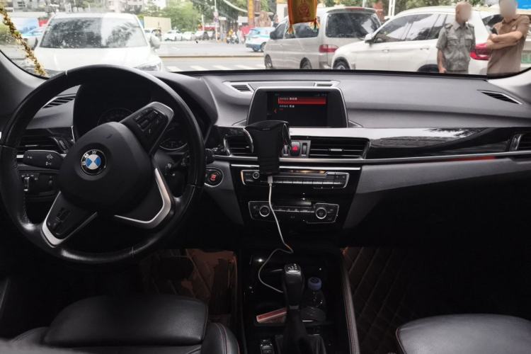 Used BMW X1 2018 sDrive18Li Luxury Model Center Console