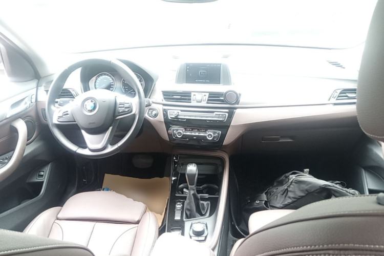 Used BMW X1 2018 sDrive18Li Luxury Model Center Console