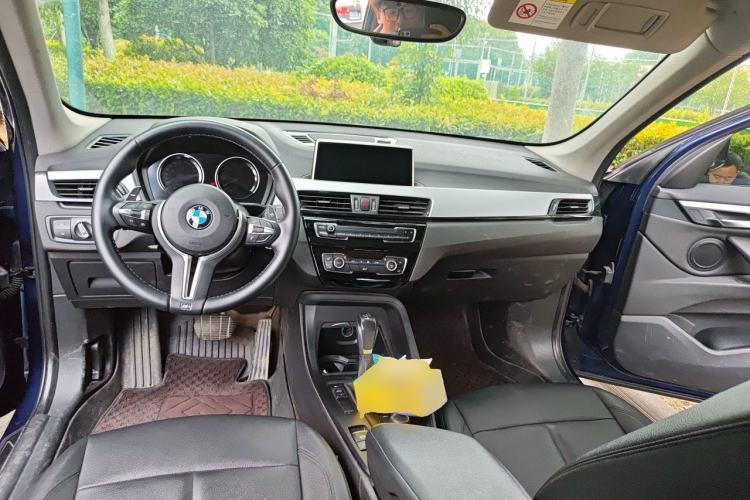 Used BMW X1 2018 sDrive20Li Leading Model Center Console
