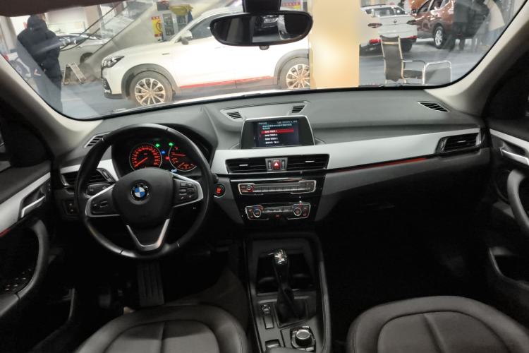 Used BMW X1 2018 sDrive20Li Leading Model Center Console