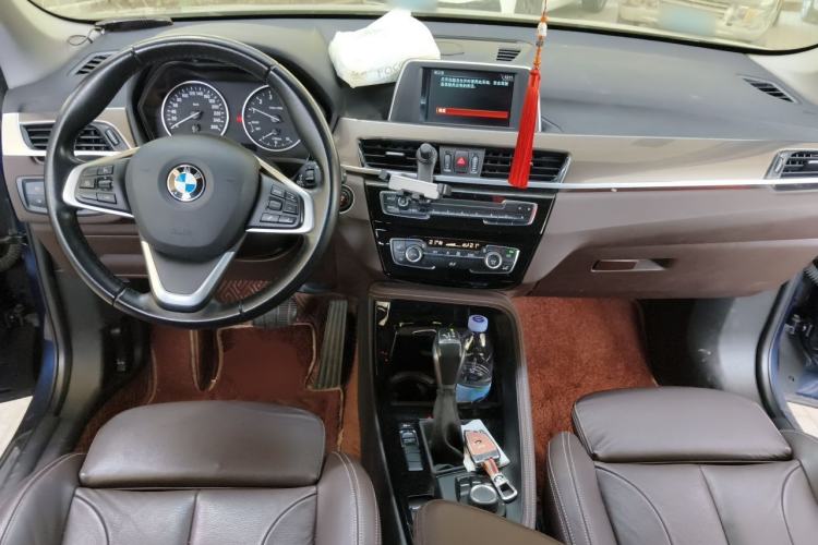 Used BMW X1 2018 sDrive18Li Luxury Model Center Console