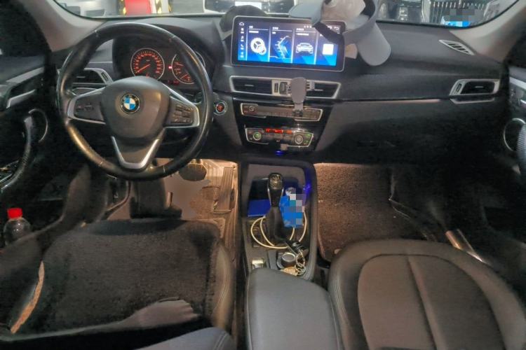 Used BMW X1 2018 sDrive20Li Leading Model Center Console