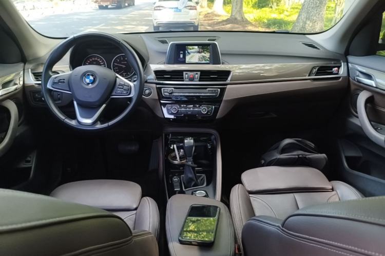 Used BMW X1 2018 sDrive18Li Luxury Model Center Console