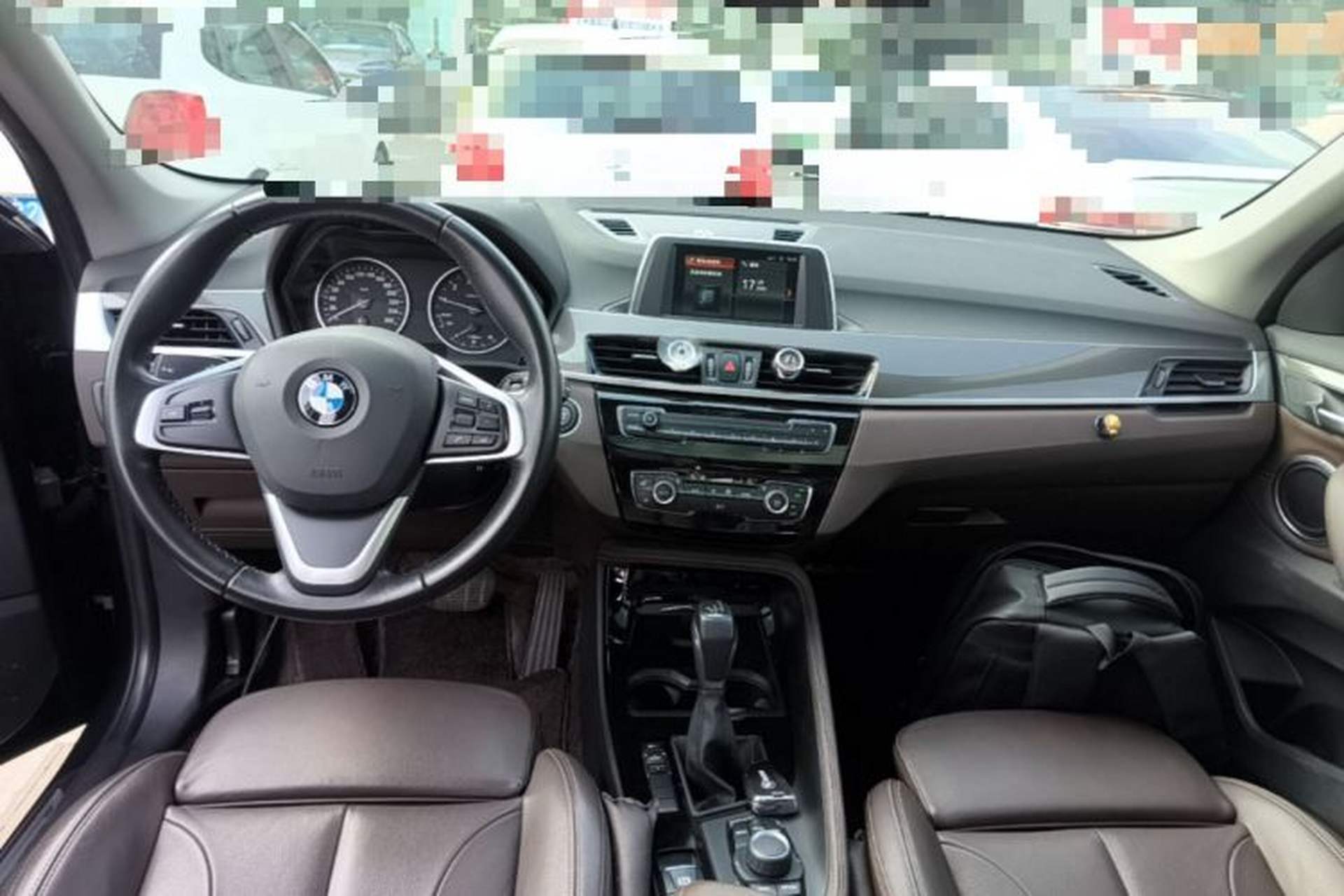 Used BMW X1 2018 sDrive18Li Luxury Model Center Console
