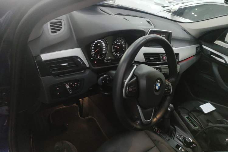 Used BMW X1 2018 sDrive18Li Fashion Model Center Console
