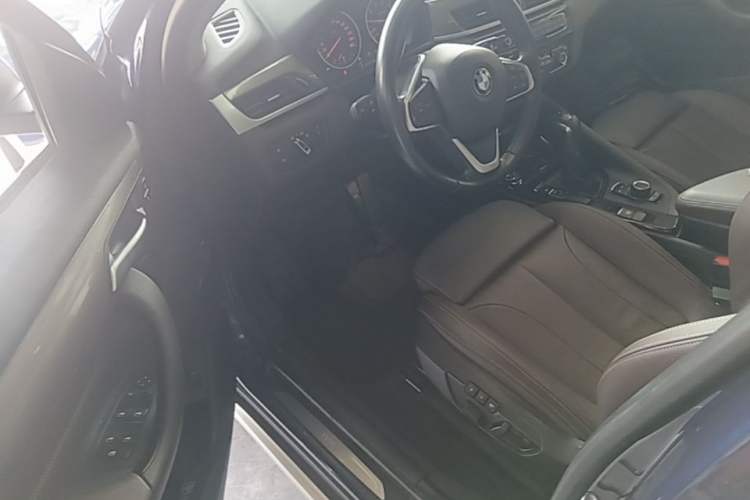 Used BMW X1 2018 sDrive18Li Luxury Model Driver Seat