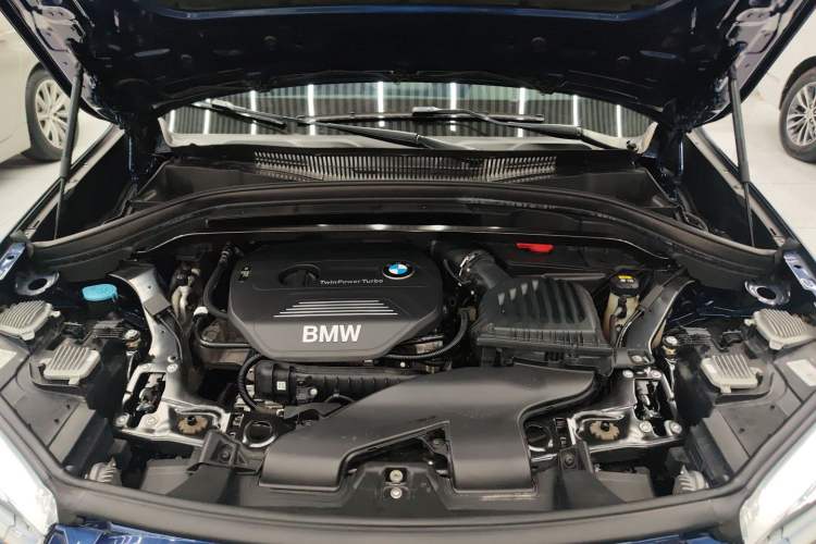 Used BMW X1 2018 sDrive18Li Luxury Model Engine Bay