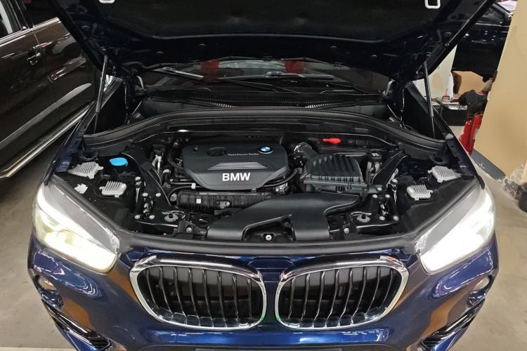 Used BMW X1 2018 xDrive20Li Luxury Edition Engine Bay