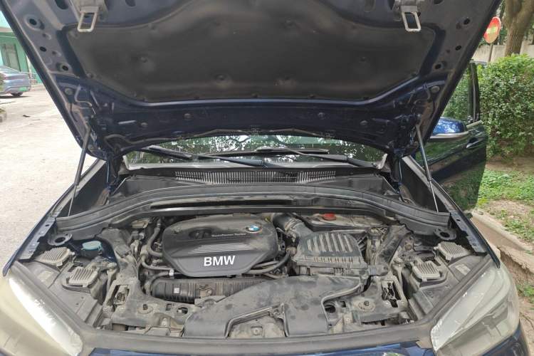 Used BMW X1 2018 xDrive20Li Luxury Edition Engine Bay