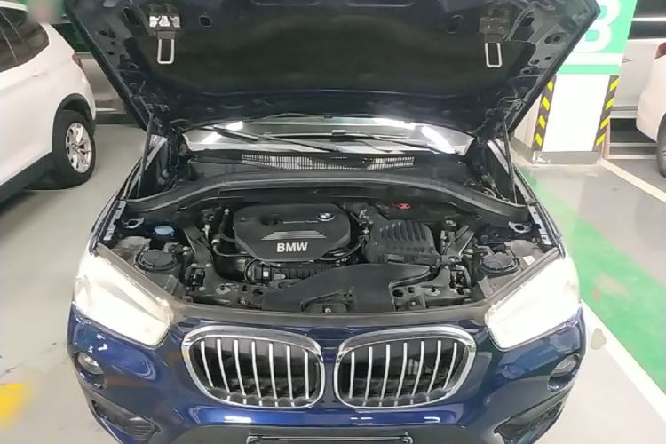 Used BMW X1 2018 sDrive18Li Fashion Model Engine Bay