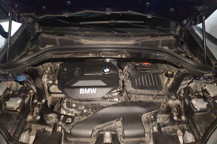 Used BMW X1 2018 sDrive18Li Luxury Model Engine Bay