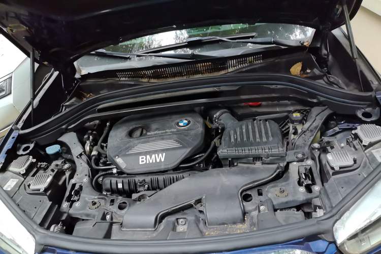 Used BMW X1 2018 xDrive20Li Luxury Model Engine Bay