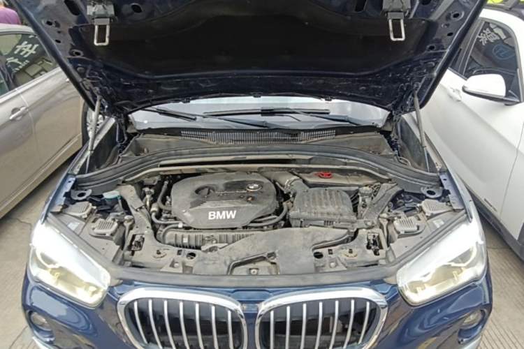 Used BMW X1 2018 xDrive20Li Luxury Edition Engine Bay