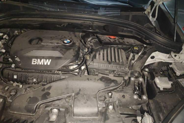 Used BMW X1 2018 xDrive20Li Luxury Edition Engine Bay Left