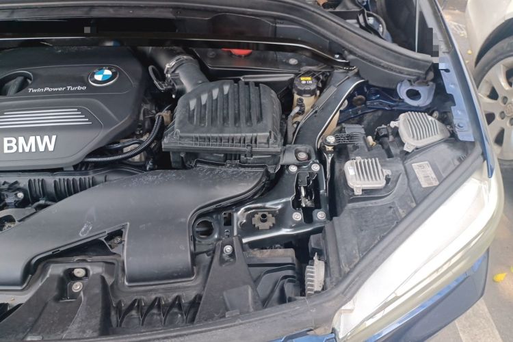 Used BMW X1 2018 xDrive20Li Luxury Edition Engine Bay Left