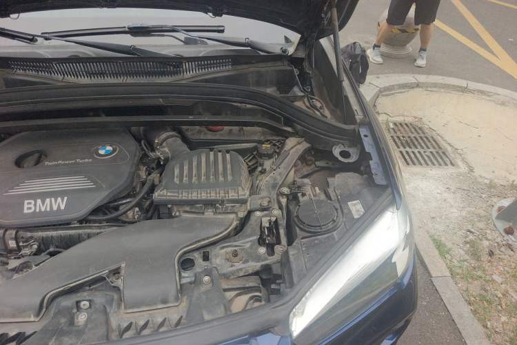 Used BMW X1 2018 sDrive18Li Fashion Model Engine Bay Left
