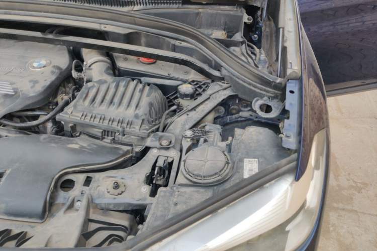 Used BMW X1 2018 sDrive18Li Fashion Model Engine Bay Left