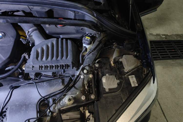 Used BMW X1 2018 xDrive20Li Luxury Model Engine Bay Left