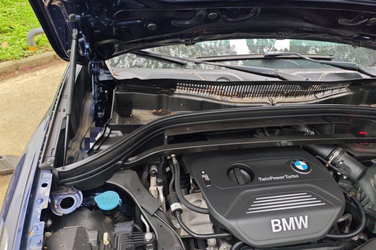 Used BMW X1 2018 sDrive18Li Fashion Model Engine Bay Right