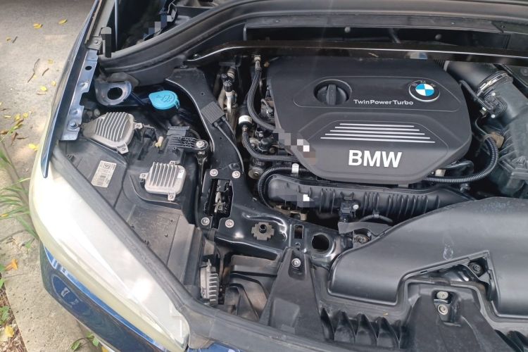 Used BMW X1 2018 xDrive20Li Luxury Edition Engine Bay Right
