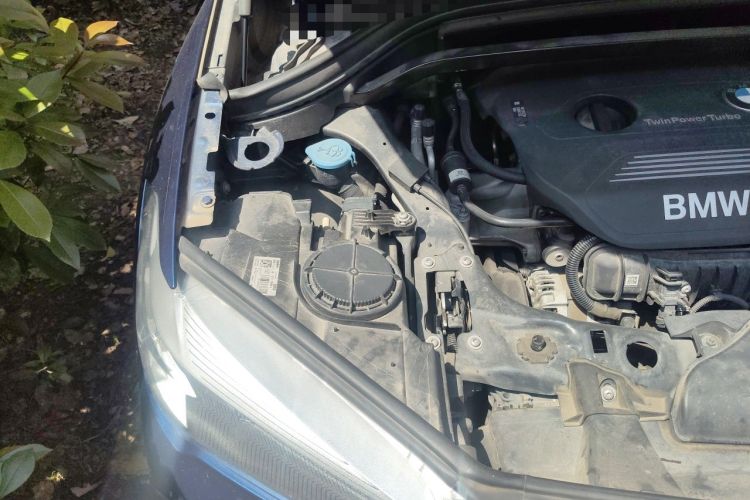 Used BMW X1 2018 sDrive18Li Fashion Model Engine Bay Right