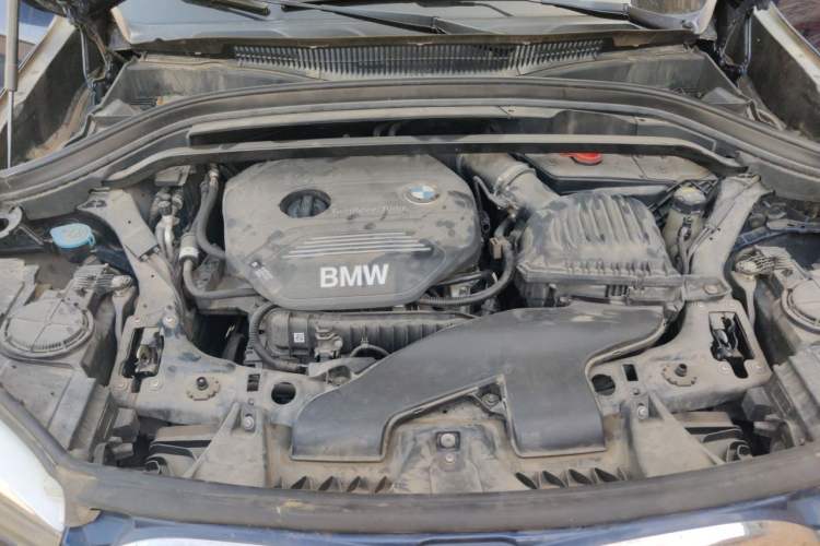Used BMW X1 2018 sDrive18Li Fashion Model Engine Bay