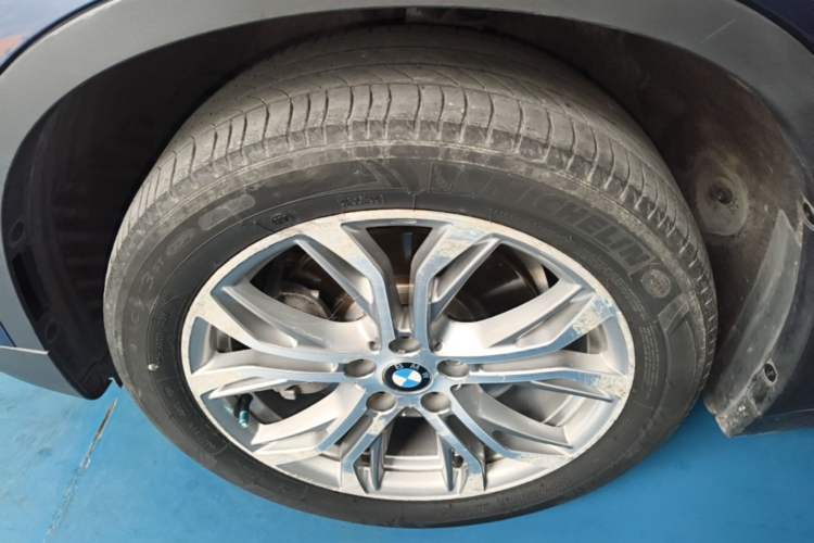 Used BMW X1 2018 sDrive20Li Leading Model Exterior 4