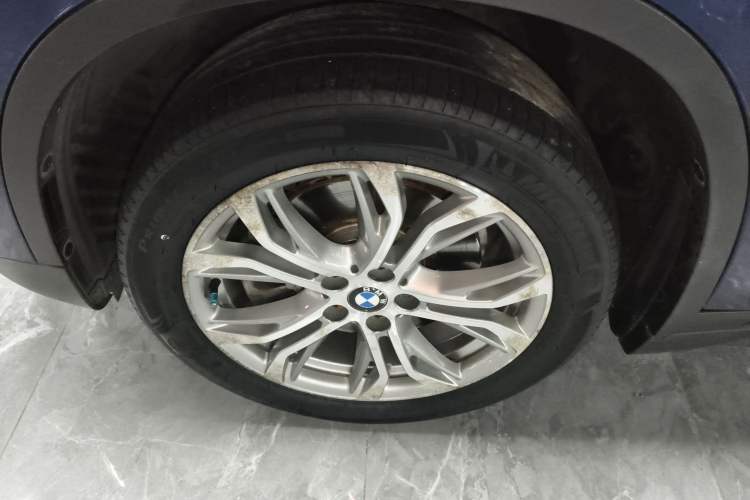 Used BMW X1 2018 sDrive20Li Leading Model Exterior 4