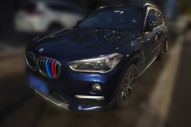 Used BMW X1 2018 sDrive18Li Luxury Model Guazi used car, China used car export, Used car for sale, Used cars, Cheapest cars for sale