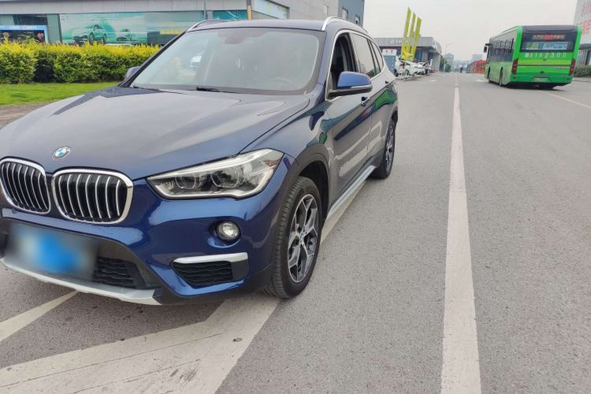 Used BMW X1 2018 xDrive20Li Luxury Edition Front Left 45 Deg