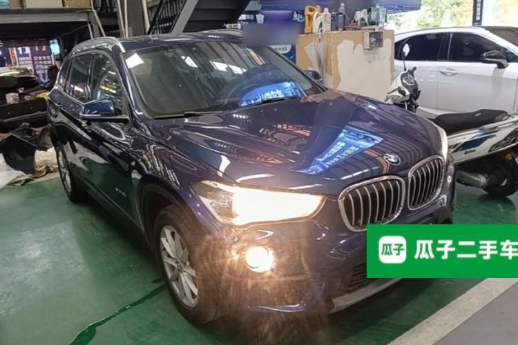 Used BMW X1 2018 sDrive18Li Fashion Model Front Right 45 Deg