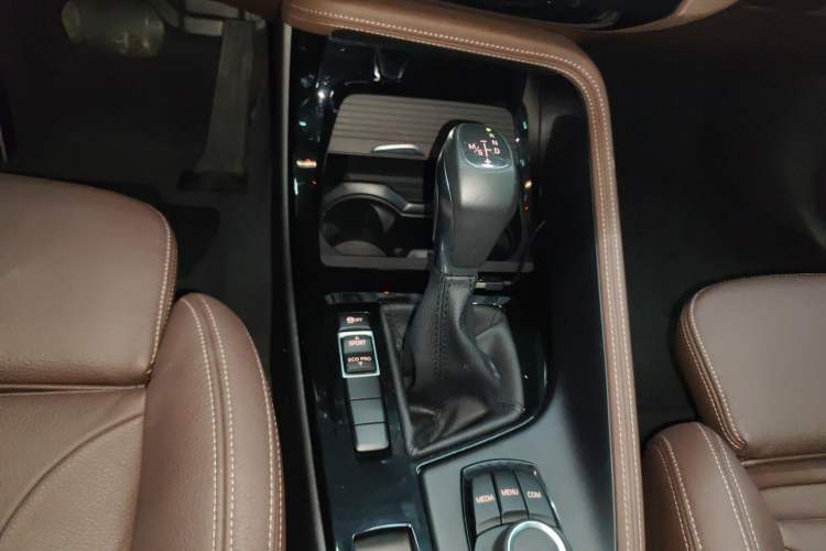 Used BMW X1 2018 sDrive18Li Luxury Model Gear Lever
