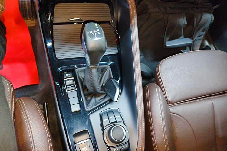 Used BMW X1 2018 sDrive18Li Luxury Model Gear Lever