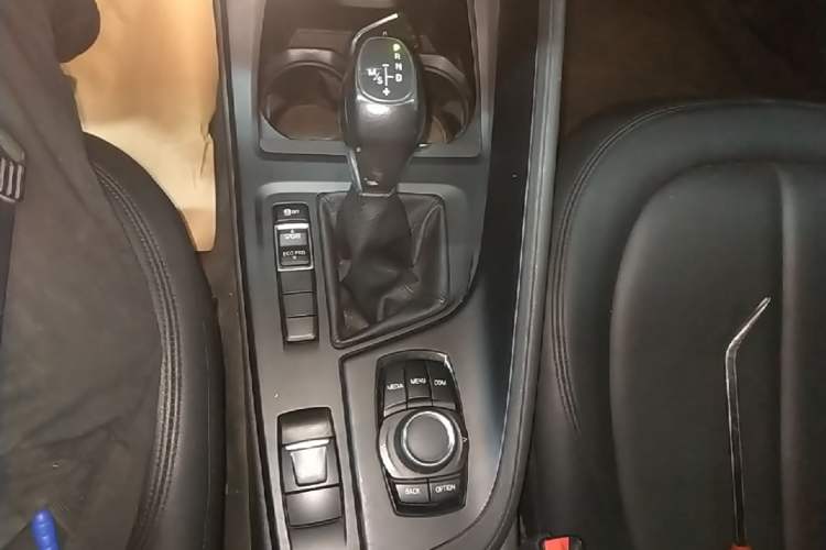 Used BMW X1 2018 sDrive18Li Fashion Model Gear Lever