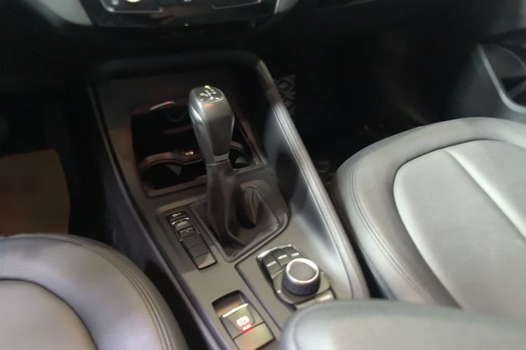 Used BMW X1 2018 sDrive18Li Fashion Model Gear Lever