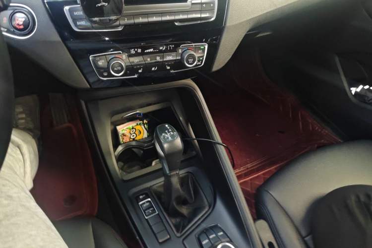 Used BMW X1 2018 sDrive20Li Leading Model Gear Lever
