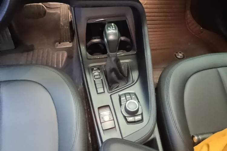 Used BMW X1 2018 sDrive18Li Fashion Model Gear Lever