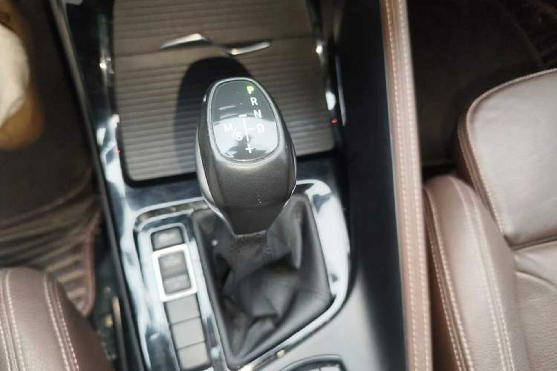 Used BMW X1 2018 sDrive18Li Luxury Model Gear Lever